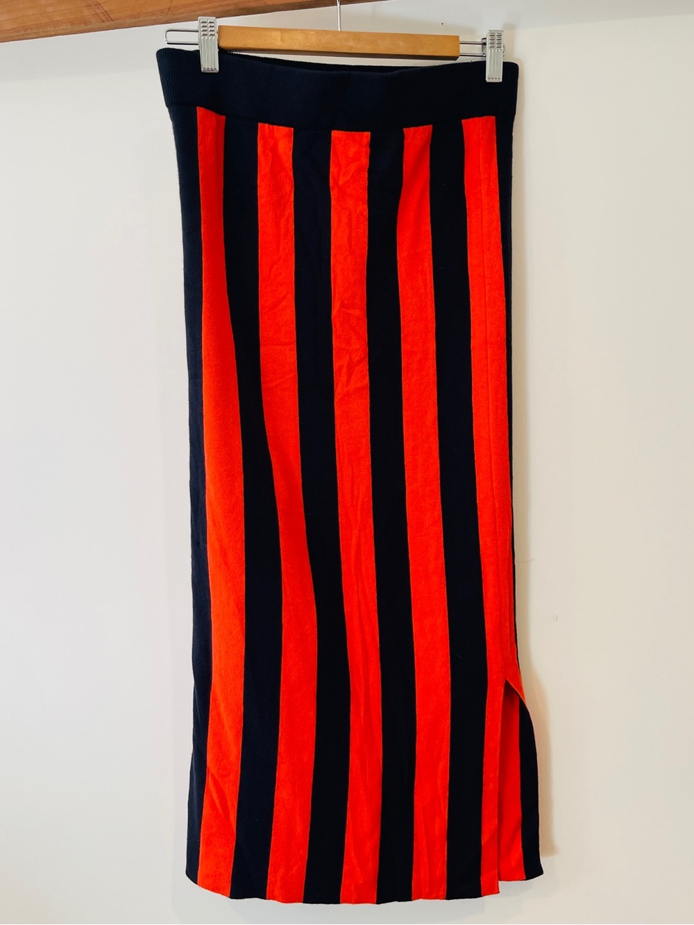KULE Navy and Red Knit Vertical-Stripe Midi Skirt Size M